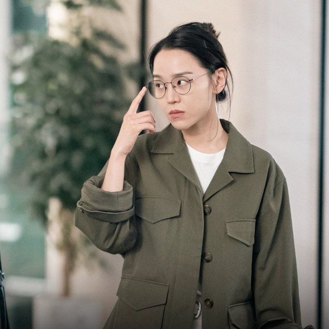 "Nữ hoàng rating" Shin Hye Sun trở lại màn ảnh nhỏ, đóng cặp với tài tử Lee Jin Wook và Kang Hoon - Ảnh 2.